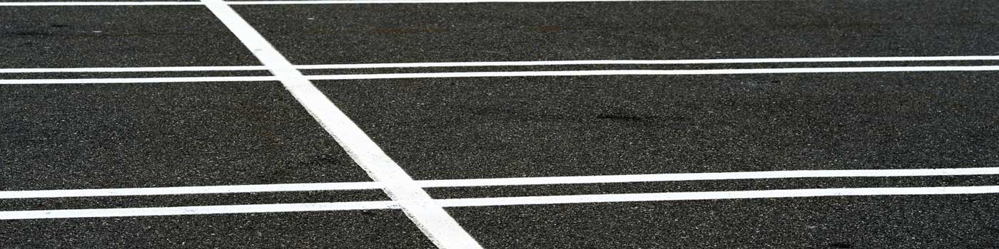 fresh-asphalt-with-stripes